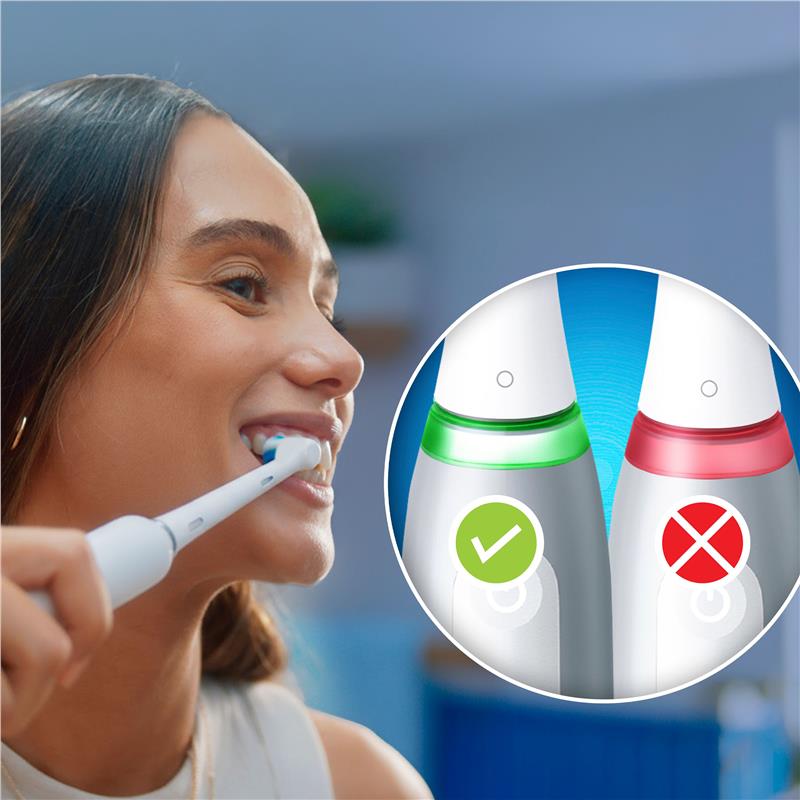 Oral-B iO 3 Series Electric Toothbrush Clean and Whiten White