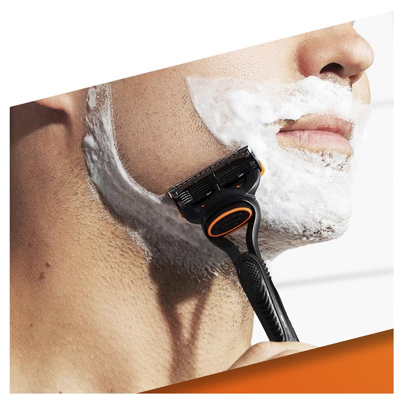Gillette Fusion5 Razor Starter Kit with 4 Blade Refills