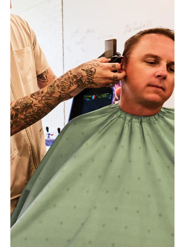 Barber Strong Cutting Cape - Shield Army Green