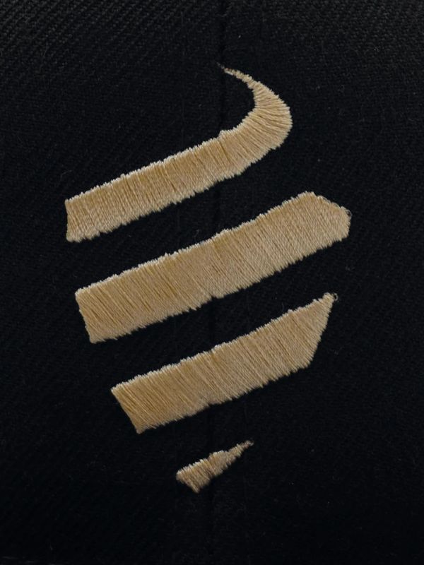 Barber Strong Snapback Black/Gold